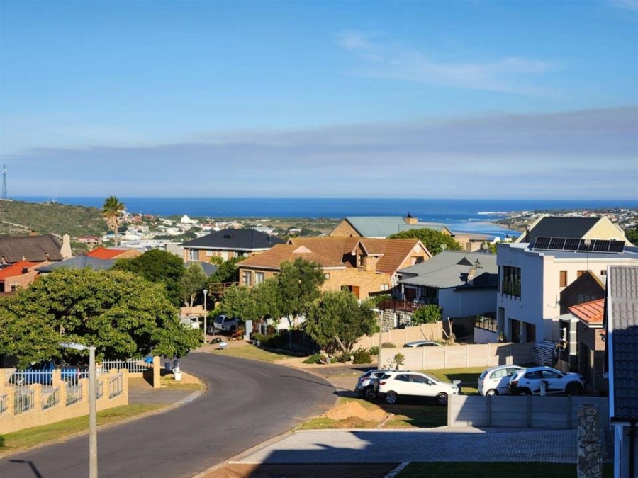 3 Bedroom Property for Sale in Stilbaai Wes Western Cape